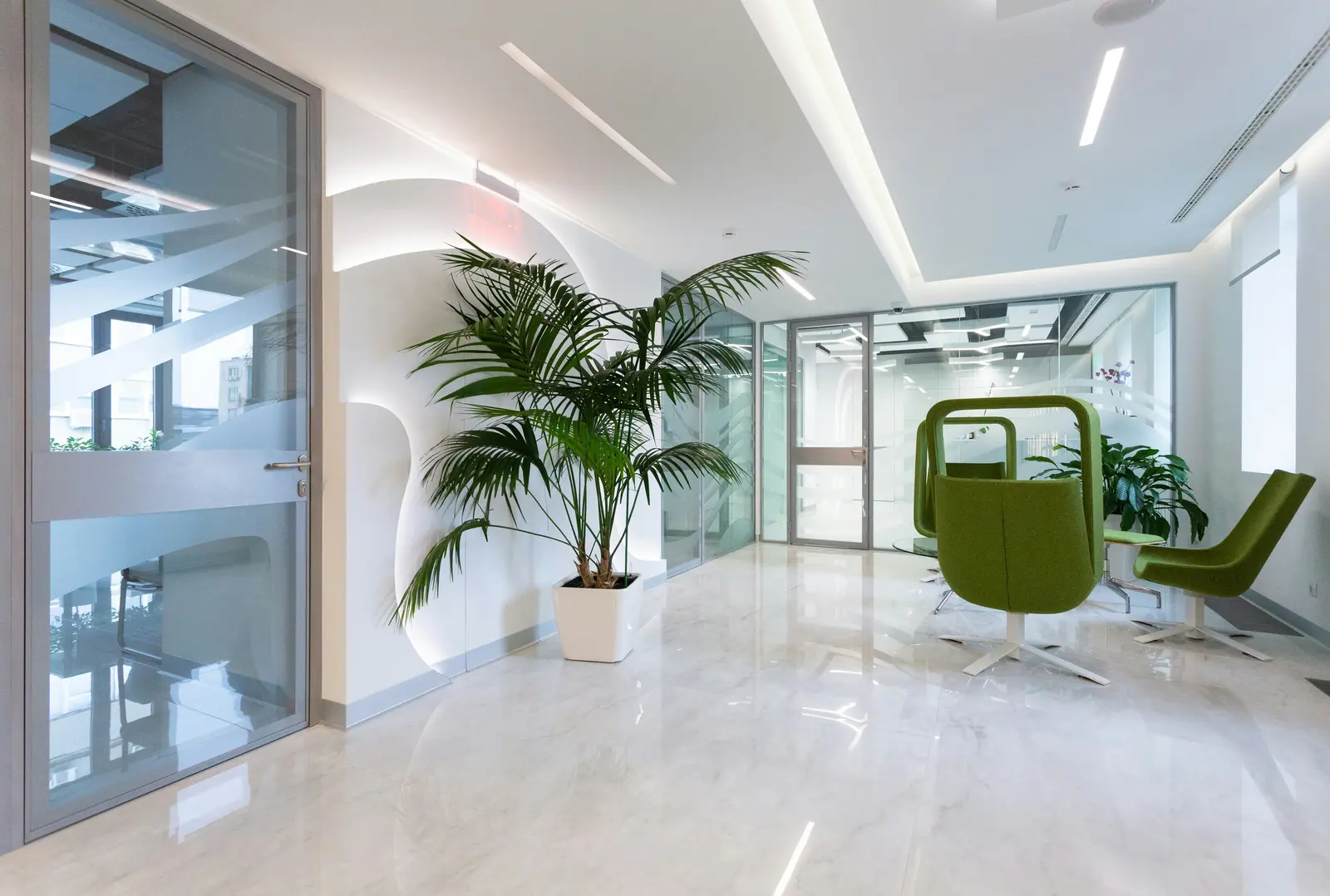 Reception and lounge area at Desert Pearl Business Center Dubai